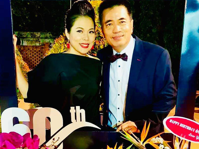 Năm 2019, trong cuộc phỏng vấn trên Vnexpress, Mỹ Lệ cho hay chồng của cô là mẫu đàn ông chăm chỉ làm việc, luôn đặt gia đình lên hàng đầu, không bao giờ lăng nhăng.