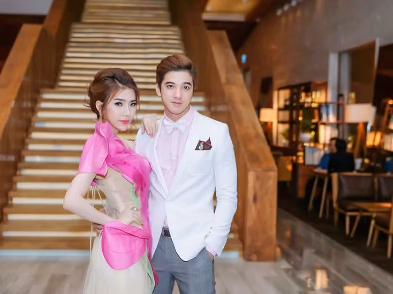 Năm 2018, diễn viên Tiến Vũ bị nghi lộ clip nóng. Là bạn gái cũ nên Hoàng Y Nhung bị đồn là cô gái trong clip này.