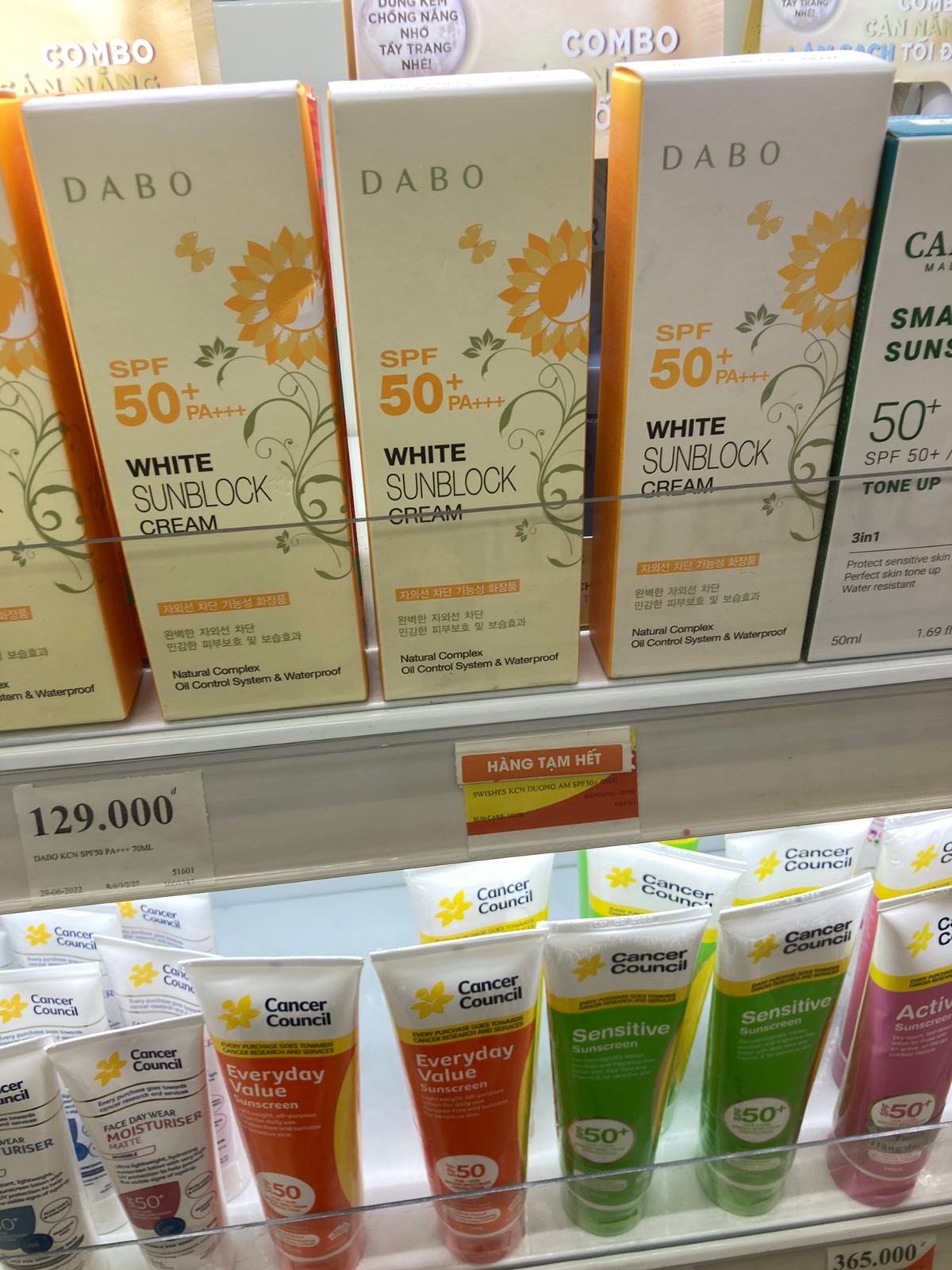 Co nen su dung kem chong nang cho tre em?