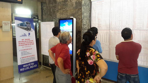 Duong sat trien khai he thong ve tau dien tu, hoa don dien tu