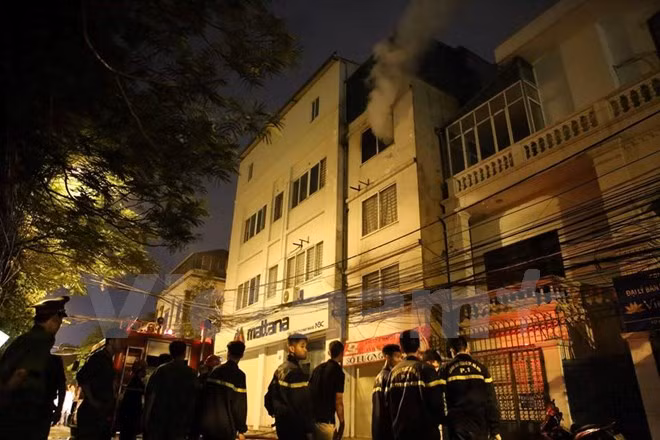 Ha Noi: Chay kho chua do cong ty May Nha Be-Hinh-2