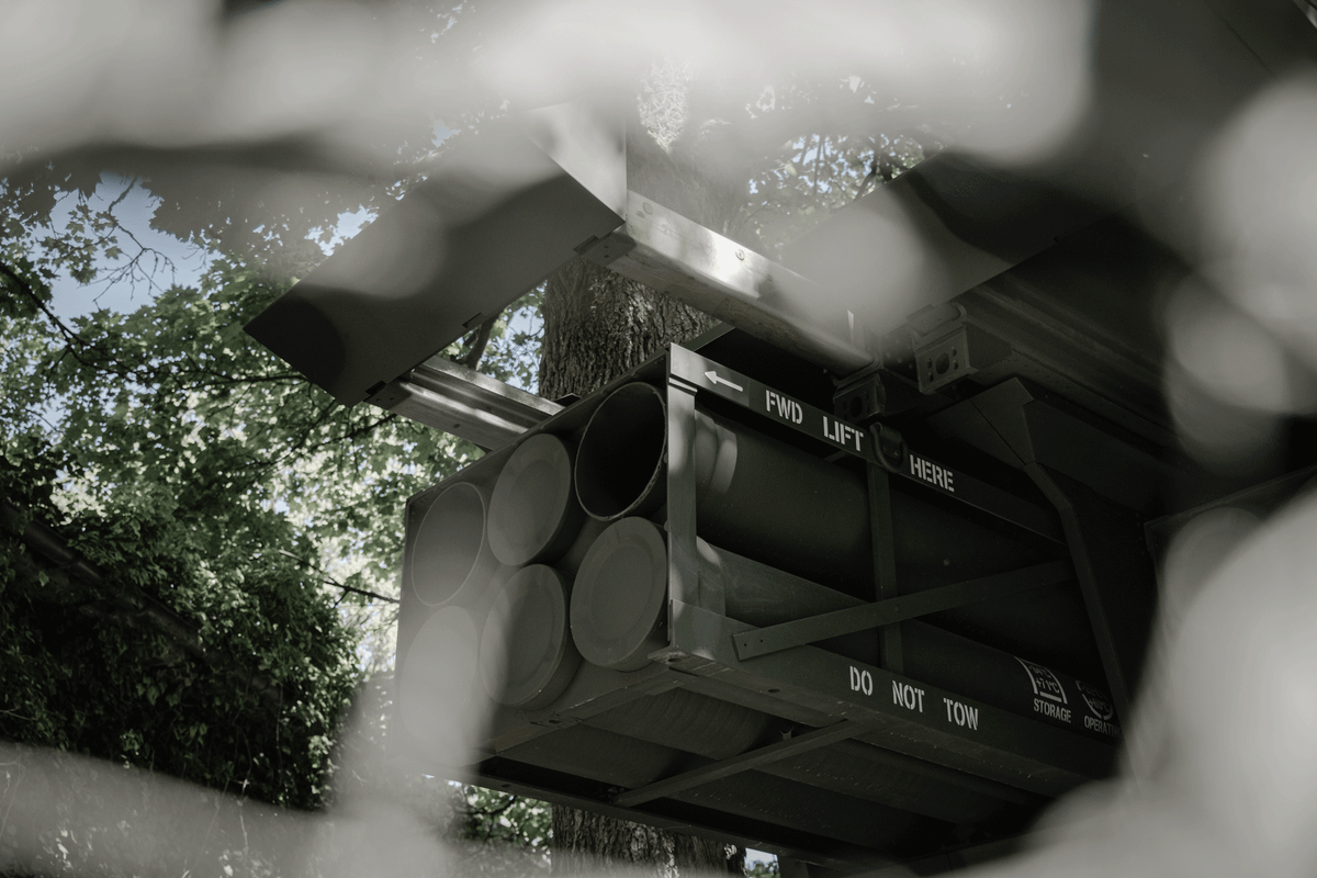 Loại đạn và các bộ phận phụ trợ của GMARS giống tới 80% so với HIMARS. Điều này giúp duy trì khả năng tương tác của các thiết bị quân sự NATO. Dự kiến, việc lắp đặt hệ thống GMARS đầu tiên sẽ được chuyển giao cho các đơn vị sớm nhất là vào năm 2025.