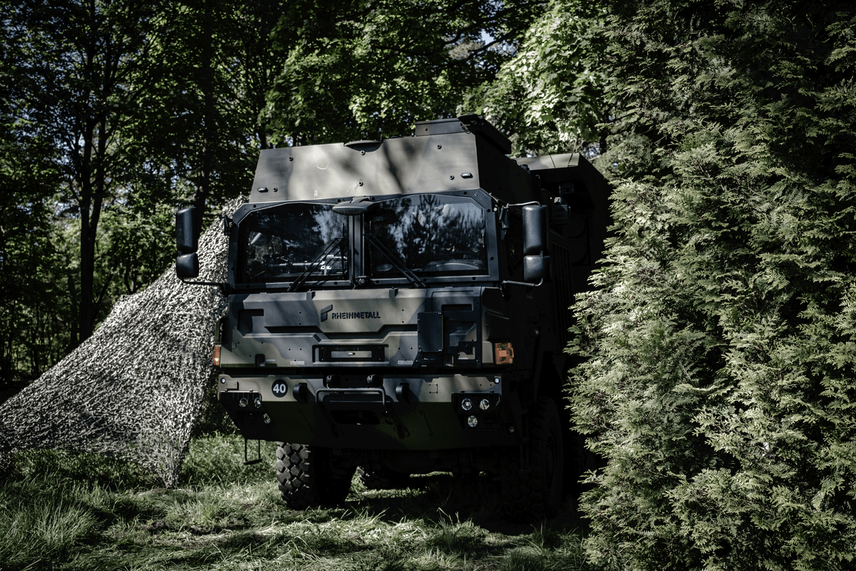 GMARS có khả năng sử dụng nhiều loại đạn khác nhau, bao gồm tên lửa dẫn đường GMLRS với tầm bắn lên tới 70 km và tên lửa ER GMLRS với tầm bắn lên tới 150 km. GMARS cũng có thể được sử dụng để bắn tên lửa ATACMS có tầm bắn lên tới 300 km, thậm chí cả tên lửa đạn đạo tầm ngắn PrSM có độ chính xác cao, tấn công mục tiêu ở cự ly lên tới 400 km.