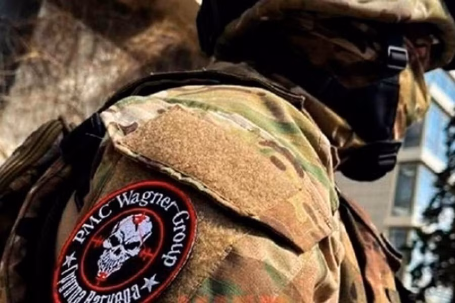 Vào ngày 1/5/2014, một đơn vị vũ trang độc đáo đã được thành lập bởi doanh nhân Yevgeny Prigozhin ở St. Petersburg và Trung tá tình báo đã nghỉ hưu Dmitry Utkin, đó chính là PMC Wagner.