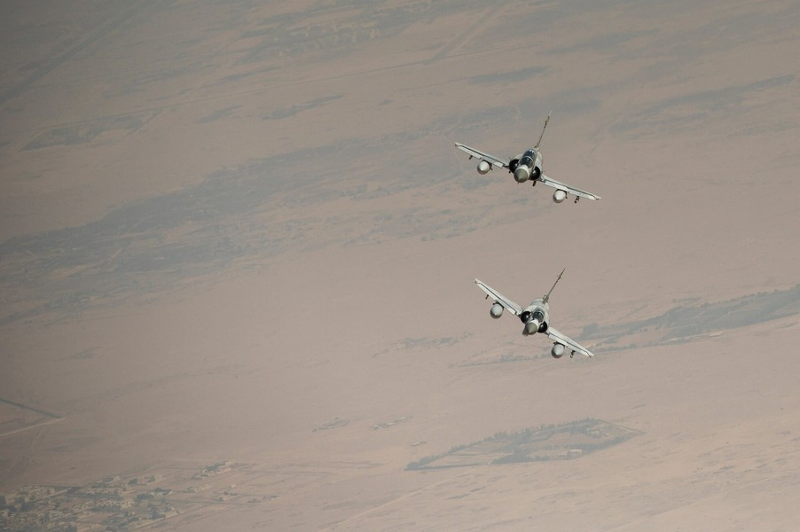 Trước diễn biến mới nhất, Nga cảnh báo sẽ coi tiêm kích Mirage 2000-5 là phương tiện mang vũ khí hạt nhân chiến thuật và sẽ có động thái đáp trả thích đáng khi chúng xuất hiện trên bầu trời Ukraine.