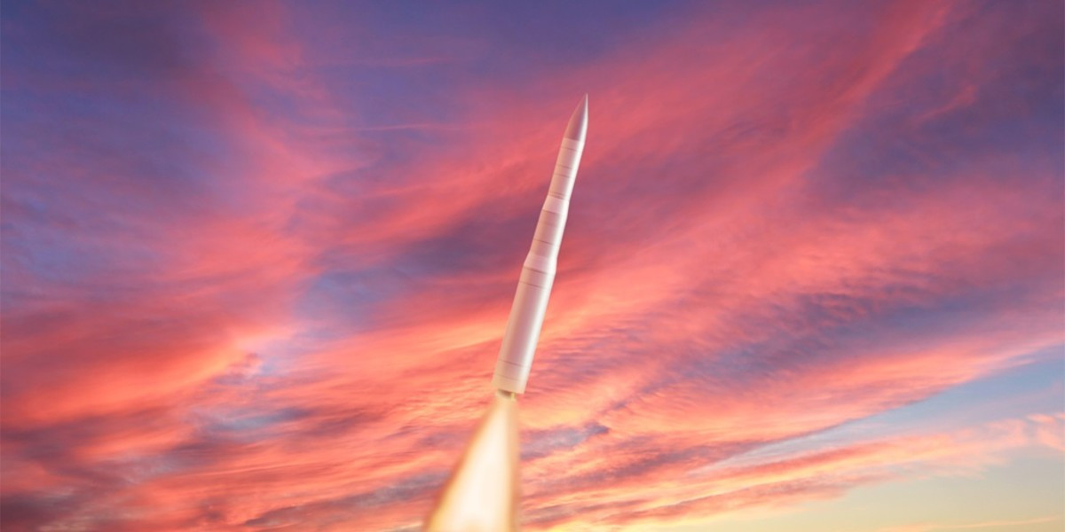 Các tên lửa ICBM mới sẽ được đặt tại các địa điểm phóng tên lửa hiện có của USAF tại các Căn cứ Không quân FE Warren ở Wyoming, Minot ở Bắc Dakota và Malmstrom ở Montana. Một số hoạt động của chương trình như bảo trì, lưu trữ, đào tạo và thử nghiệm sẽ diễn ra tại Căn cứ Không quân Hill và Khu thử nghiệm và huấn luyện Utah ở bang Utah, cũng như Trại Navajo ở Arizona và Trại Guernsey ở Wyoming. Mục tiêu tấn công tiềm năng của Sentinel là các thành phố lớn, căn cứ quân sự hoặc cơ sở hạ tầng quan trọng như sân bay và bến cảng ở các quốc gia đối thủ. (Nguồn ảnh: Defense News, The Sun, The War zone, Military review, Bulgarian