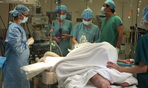 Noi kho cua thieu nu Hue mang doi chan khong lo-Hinh-2