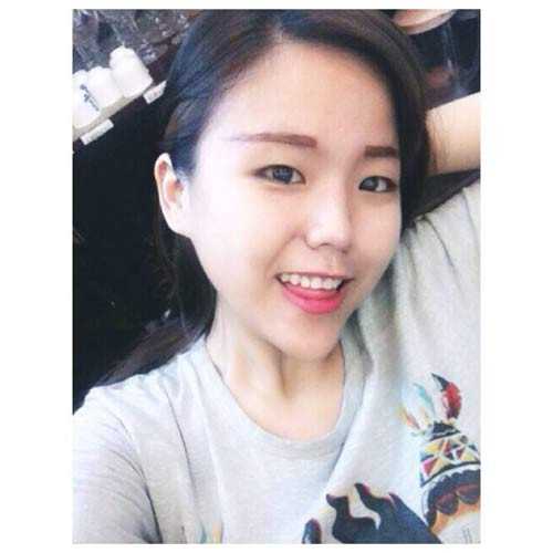 Bố mẹ Châu quá lo sợ sức khoẻ con gái bị tụt dốc nên đã khuyên nhủ, nhưng khi nghe Châu nói cô muốn thay đổi bản thân cũng vì thương bố mẹ, lo sợ sau này bố mẹ sẽ mãi phải chăm bẵm, che chở cho cô như một đứa trẻ vì cô luôn bị kỳ thị… gia đình đã thấu hiểu và tìm cách giúp đỡ Châu.