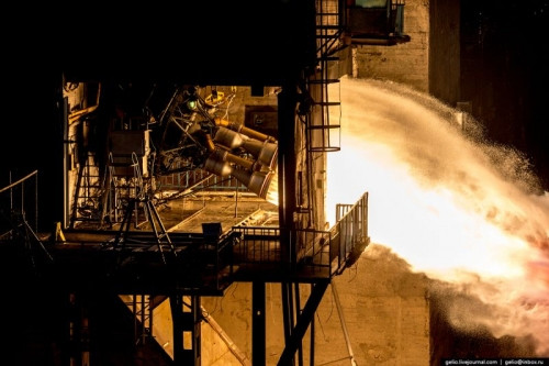 Thử lửa động cơ trong tổ hợp thử nghiệm ở “Kuznetsov”.