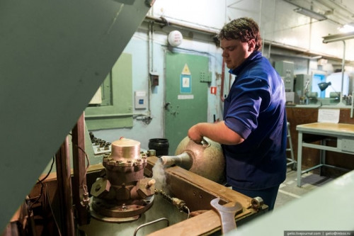 Thử nghiệm van động cơ tên lửa trong điều kiện -55°C.