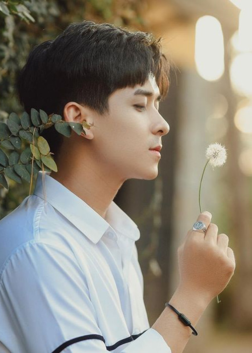 Quang Đông góp mặt trong MV "Cần một lý do" của K-ICM với vai trò ca sĩ.