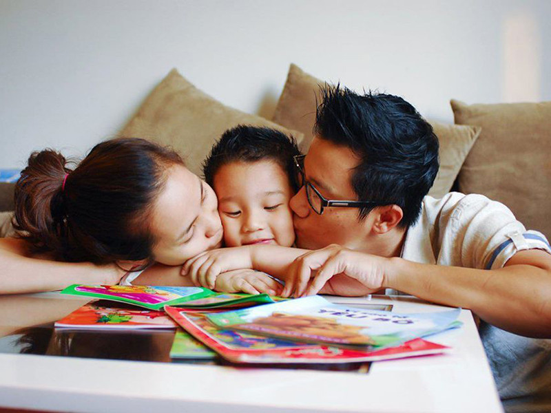 Bé Tê Giác từng cùng Hoàng Bách tham gia chương trình "Bố ơi, mình đi đâu thế?".