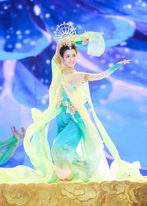 9x được cư dân mạng dành tặng danh xưng “Thần tiên muội muội”.