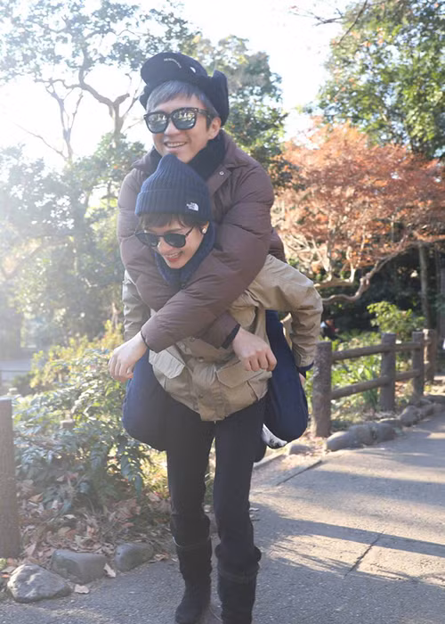 Đặng Siêu nhiều lần công khai khen ngợi Tôn Lệ.