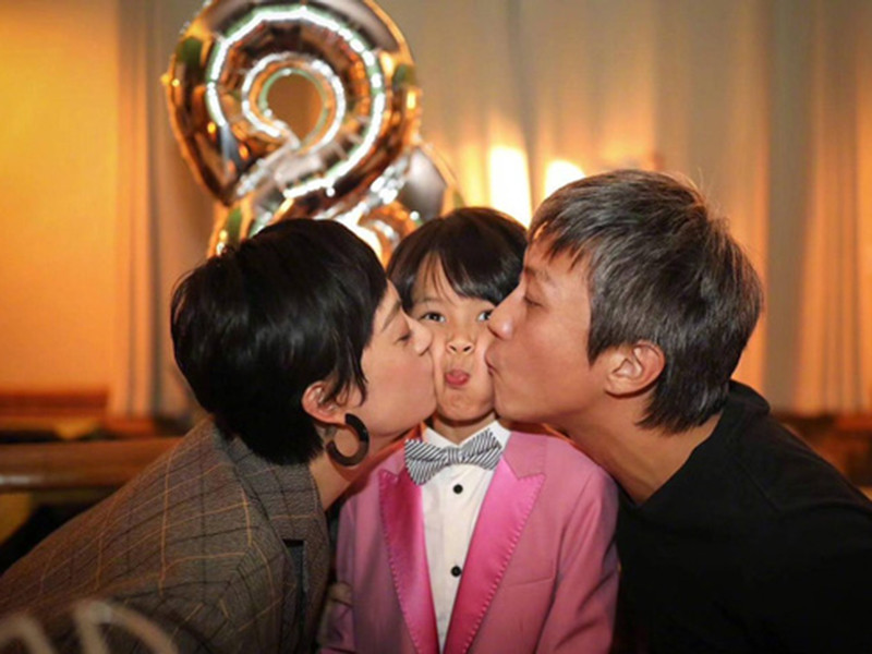 Khi được hỏi: “Ai là nữ diễn viên giỏi nhất trong tâm trí anh?”, Đặng Siêu từng hét lên: “Tôn Lệ”.