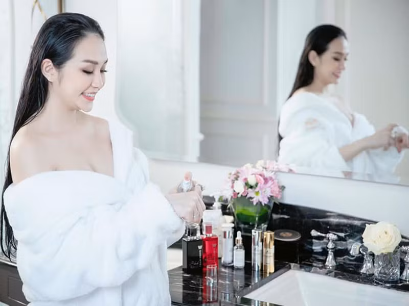 Hương Baby ngày càng đẹp mặn mà, chả trách Tuấn Hưng si mê.