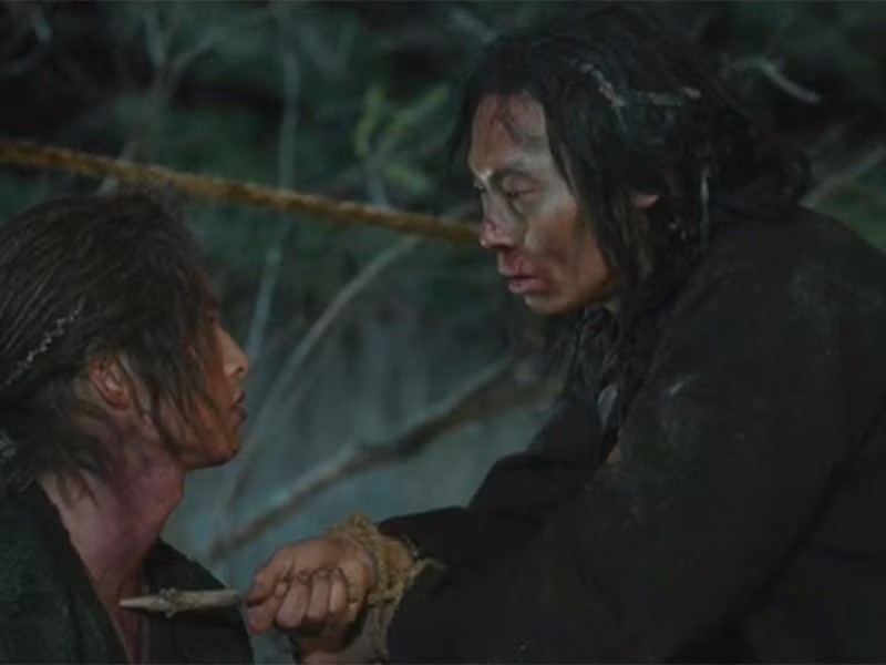 Yang Kyung Won sinh năm 1981, từng đóng phim “Niên sử ký Arthdal” có Song Joong Ki và Jang Dong Gun đảm nhận vai chính.