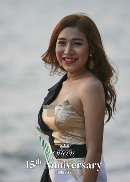 Người đẹp đến từ Myanmar chiếm được cảm tình bởi nụ cười rạng rỡ cùng vóc dáng gợi cảm.