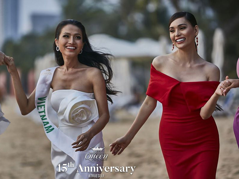 Hoài Sa quyến rũ không kém cạnh đối thủ đến từ Philippines.