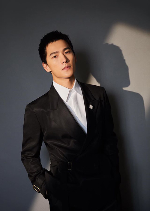 Dương Dương được xem là một trong những nam thần của làng giải trí Trung Quốc.