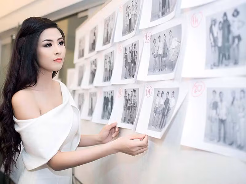 Các mẫu áo dài của Ngọc Hân được nhiều sao Việt thích thú.