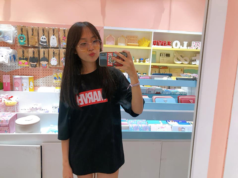 Nhiều bạn bè của "chị Chanh" tấm tắc dành lời khen bé Nghi Phương trong tương lai sẽ xinh đẹp như hot girl.