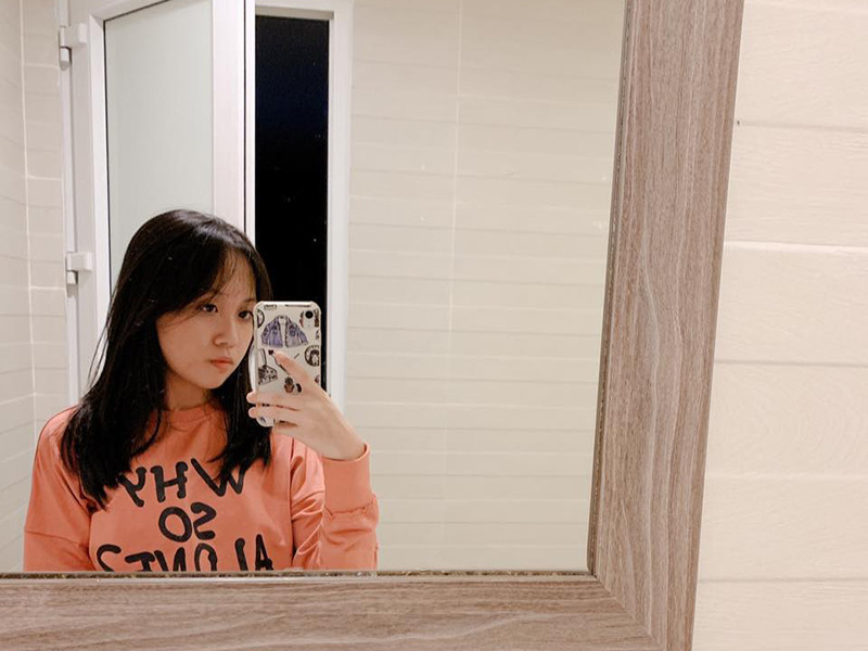 Mỗi năm, Phương Thanh chỉ vào trường con gái một lần vào dịp tổng kết năm học.