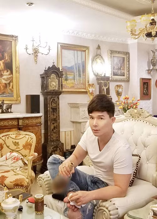 Nathan Lee cho biết, anh cảm thấy hài lòng với khối bất động sản của mình nhưng chưa thấm tháp gì với bạn bè của anh.