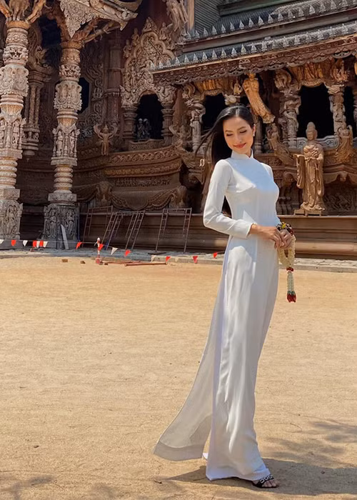 Người đẹp đến từ An Giang quyết tâm mang về giải cao cho nhan sắc chuyển giới Việt Nam.