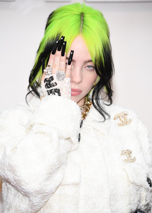 Billie Eilish đang được xem là "Hiện tượng làng nhạc".