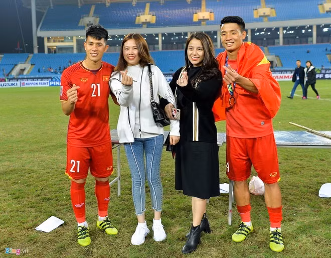 Ban do yeu cua dan cau thu Viet tro ve tu chien tich Thuong Chau 2018-Hinh-2