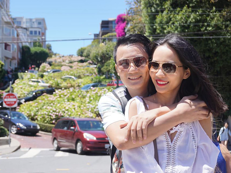 Nam ca sĩ đến nay vẫn giấu khá kỹ thân thế bà xã xinh đẹp của mình.