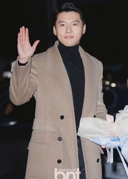 Đến nay, đối mặt với tin đồn tình cảm, Son Ye Jin và Hyun Bin đều lên tiếng phủ nhận.