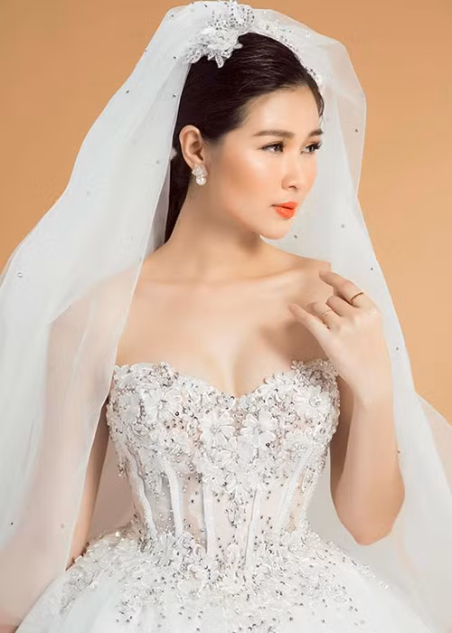 Sự hy sinh của Anh Thư khiến Huy Khánh thay đổi. Anh bắt đầu vun vén cho hạnh phúc của gia đình, trân trọng người bạn đời bên cạnh.