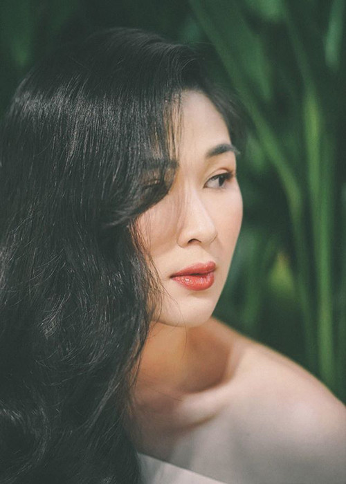 Trong mắt Huy Khánh, Mạc Anh Thư là người phụ nữ chín chắn, mạnh mẽ, cứng rắn hơn cả anh.