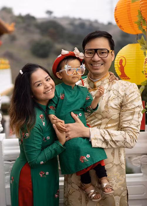 Cựu thành viên nhóm AC&amp;M có tổ ấm vô cùng hạnh phúc ở xứ cờ hoa.