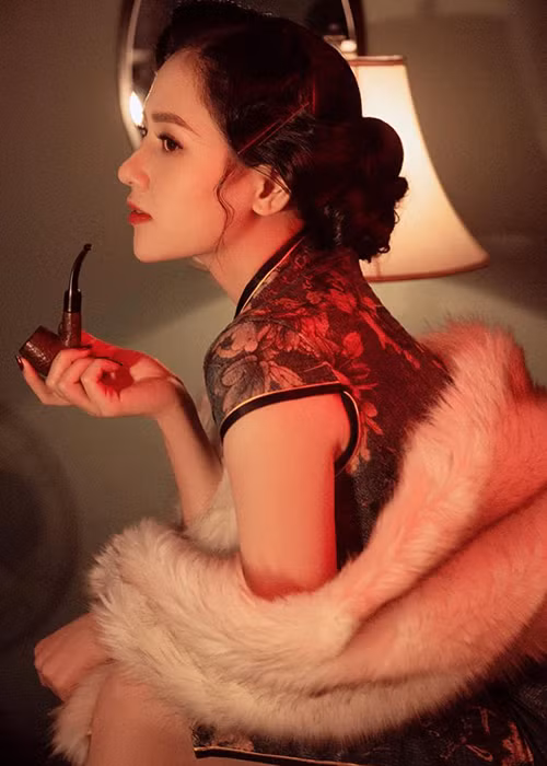 Khi "Cô gái nhà người ta lên sóng", Việt Hoa bắt đầu nhận được sự chú ý của khán giả truyền hình.