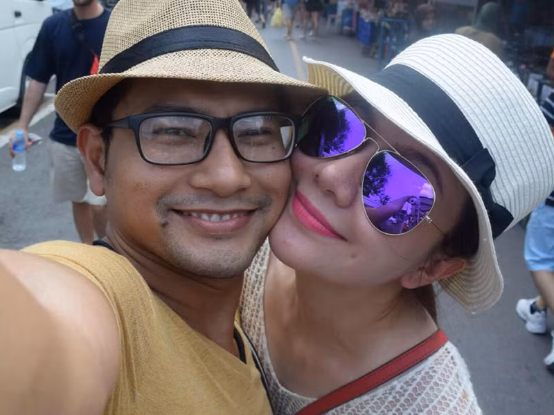 Vợ chồng Ái Châu sống khá hòa thuận, gần như là không có một mâu thuẫn gì từ khi cưới.