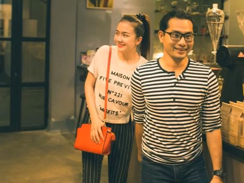 Huỳnh Đông từng chia sẻ, anh rất mãn nguyện khi ở bên cạnh người vợ xinh đẹp, biết thông cảm và luôn ủng hộ mọi việc mà chồng làm.