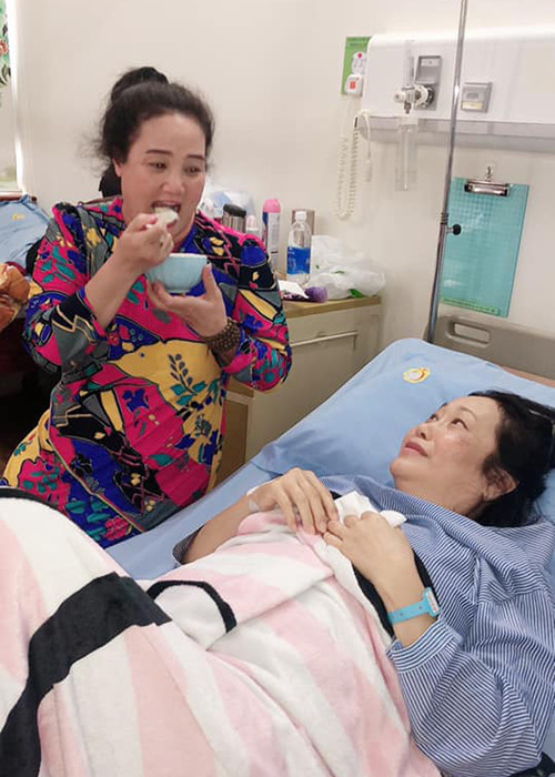 Mới đây, nữ nghệ sĩ nhập viện và thực hiện ca mổ khớp xương chậu. Ảnh: Người lao động