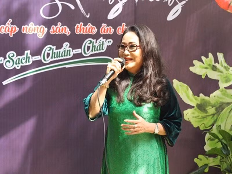 Thanh Hằng vốn thuộc thế hệ thứ tư của đại gia đình nghệ sĩ gạo cội Hai Núi - Tư Hélène. Cô được đánh giá đa tài khi diễn tròn vai từ thể loại tuồng đến hài kịch. Ảnh: Lao động