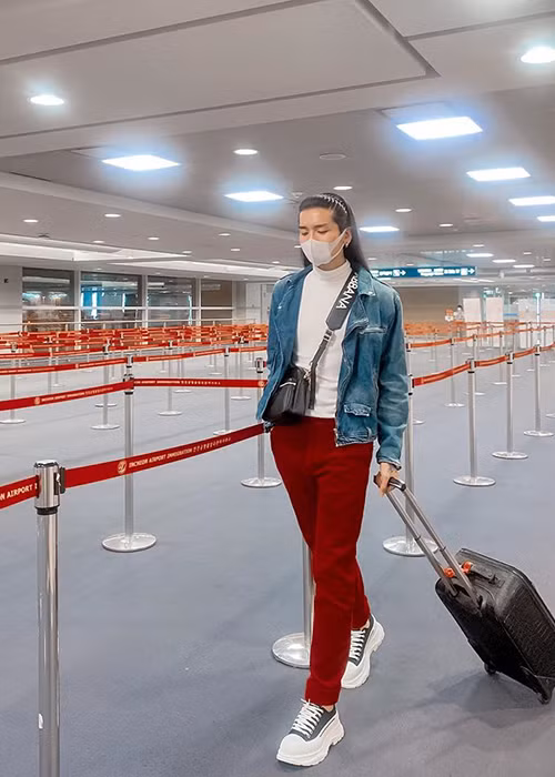 BB Trần tiết lộ thêm, anh đã được kiểm tra sức khỏe ngay khi về nước.