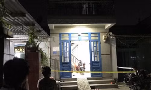 Nam thanh nien tu vong bat thuong trong can phong tro khoa trai cua