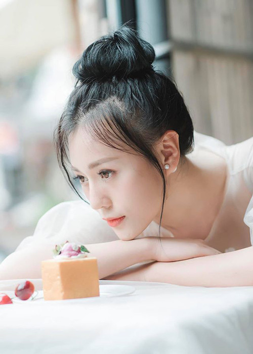 Khi nhận được lời mời tham gia phim “Ngược chiều nước mắt”, Phương Oanh vừa chấm dứt cuộc tình thứ hai.