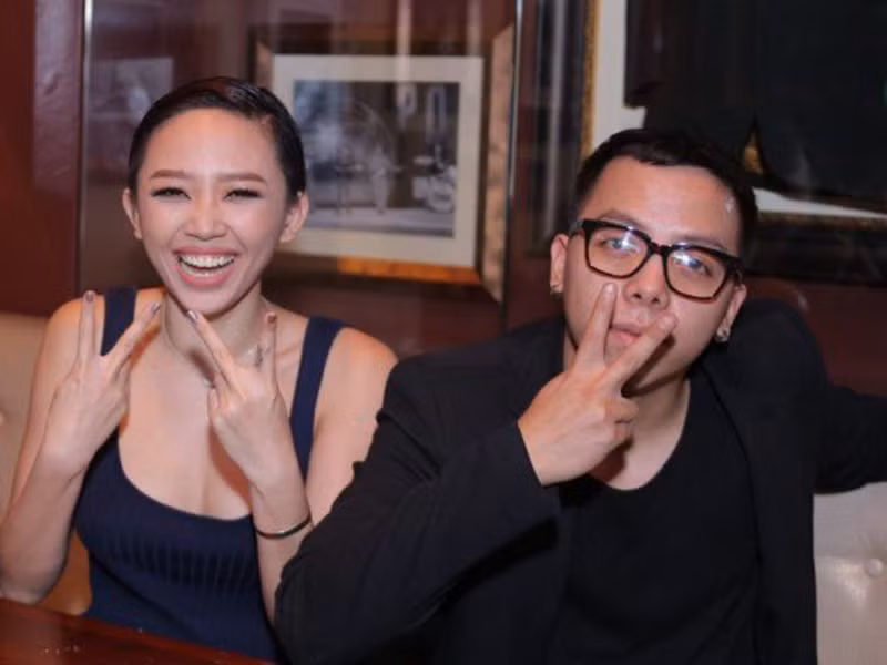 Ngam body hut mat cua Toc Tien truoc tin don sap lay chong