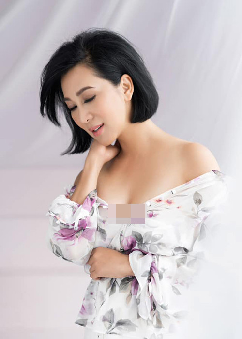 Nữ MC đã 2 lần trải qua thất bại trong hôn nhân nên việc cô không muốn đi thêm bước nữa là điều dễ hiểu.