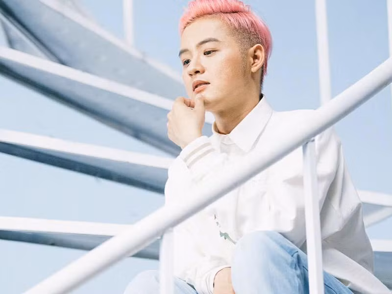 Đến ngày 6/2, Thanh Duy bị quấy rối nặng nề khiến nam ca sĩ không kìm nén được cảm xúc. “Tôi gần như bị quấy rối tình dục hàng ngày. Việc này không ổn chút nào và hoàn toàn kinh khủng”, anh viết. Hiện tại, phía công ty quản lý khẳng định sẽ có hình thức để bảo vệ Thanh Duy.