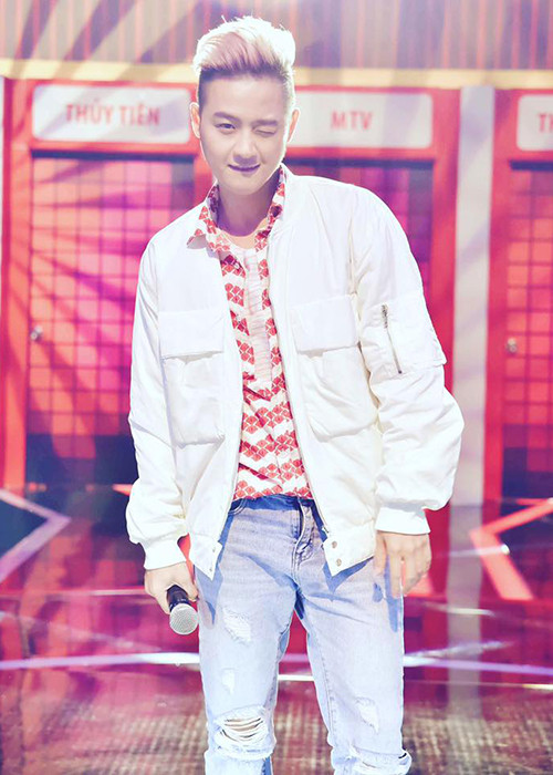 Kín tiếng nên đến nay, ca sĩ Thanh Duy chưa từng công khai bất kì mối tình nào. Mời quý độc giả xem video "Thanh Duy chia sẻ rằng anh hâm mộ Kpop chứ không cuồng". Nguồn VTC