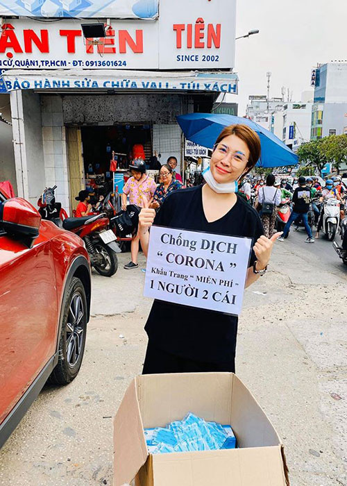 Sao Viet noi dai nghia cu dep giua dai dich virus Corona-Hinh-3