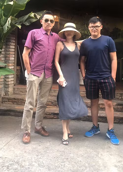 Tóc Tiên giữ mối quan hệ thân thiết với hai em trai.